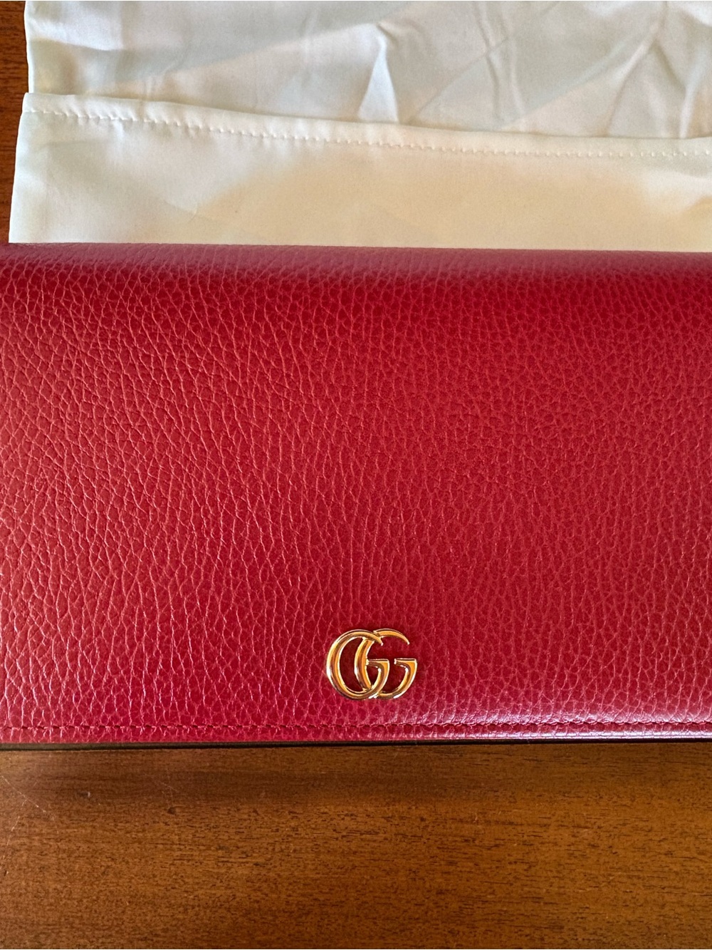 Gucci Red Pebbled Leather Wallet with Gold GG Emblem